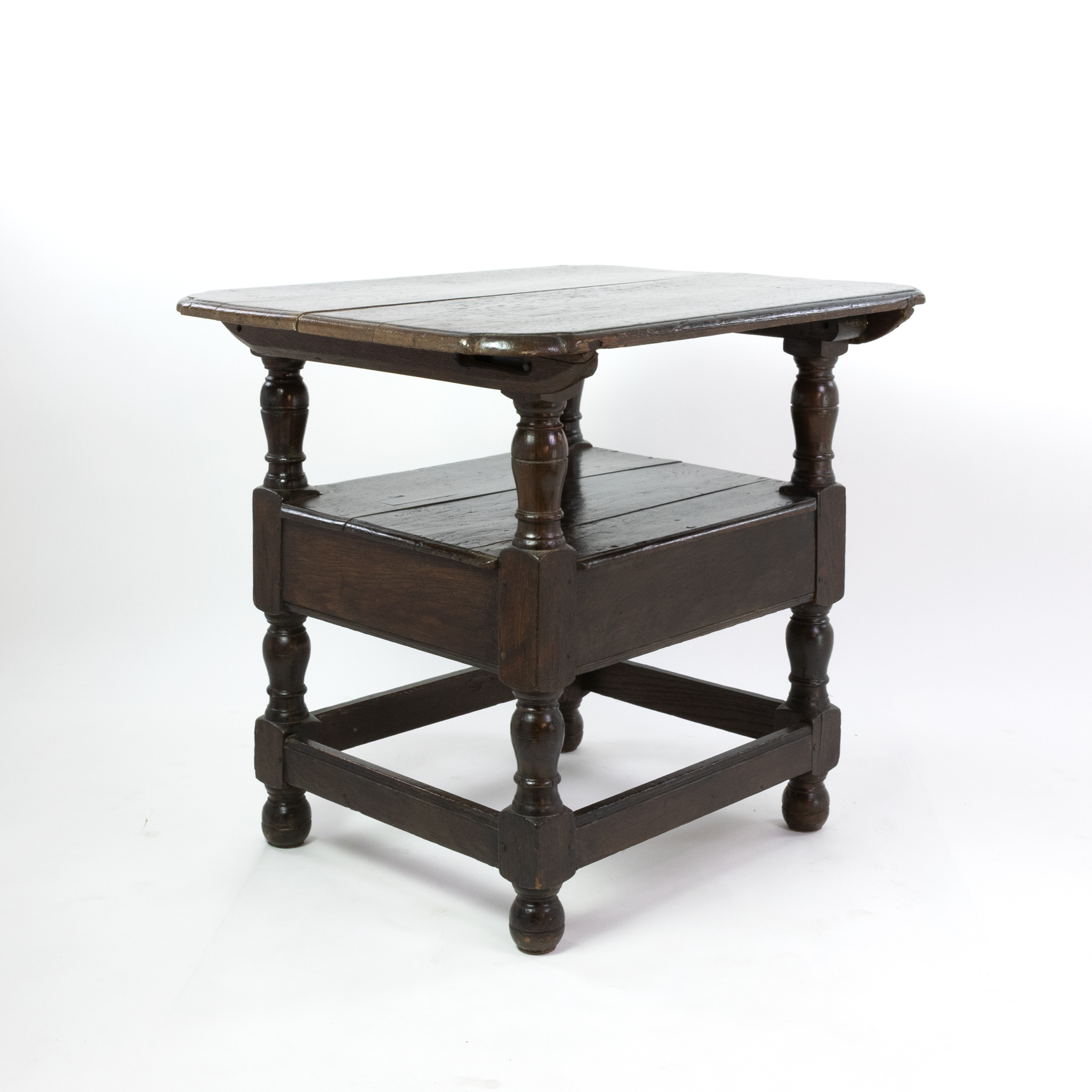 monks chair table