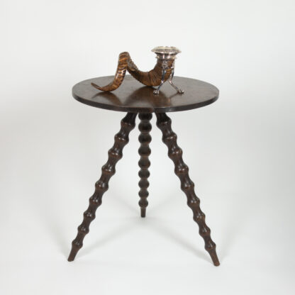 Round Oak Gypsy Table With Three Splayed Bobbin Turned Legs English Circa 1870